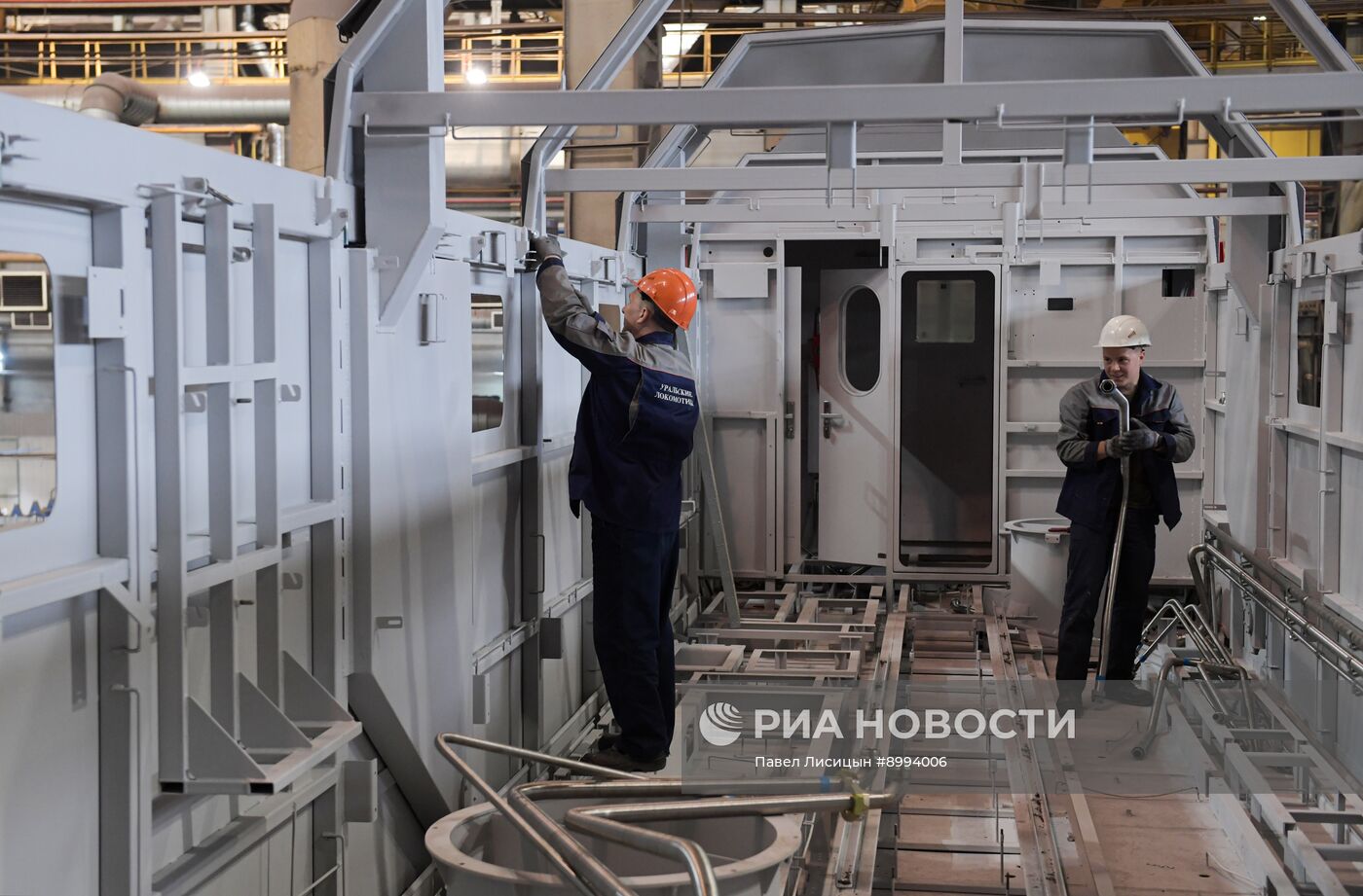 Сварка первого поезда для ВСМ началась на заводе "Уральские локомотивы"