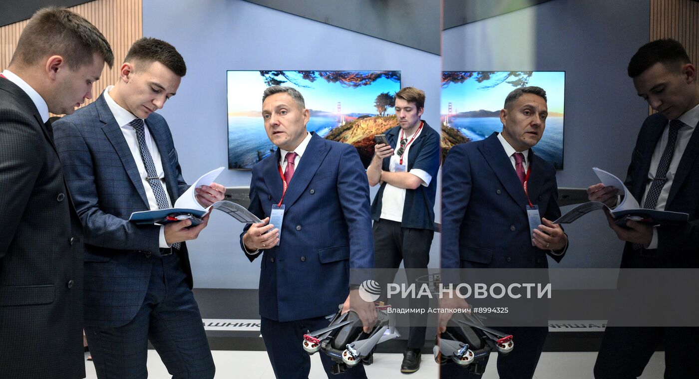 ВЭФ-2025. Работа форума