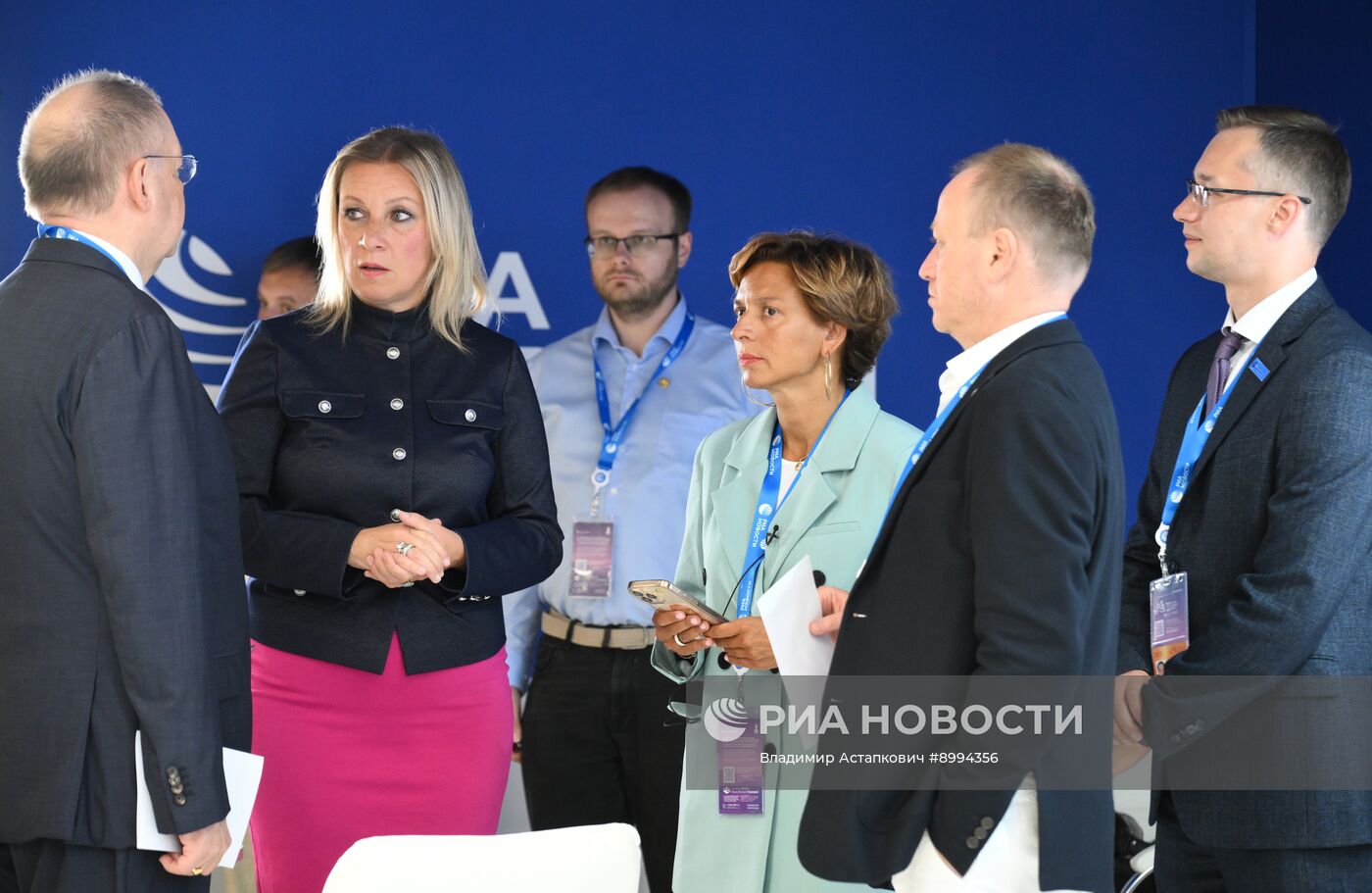 ВЭФ-2025. Стенды РИА Новости и радио Sputnik