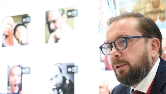 ВЭФ-2025. Стенды РИА Новости и радио Sputnik