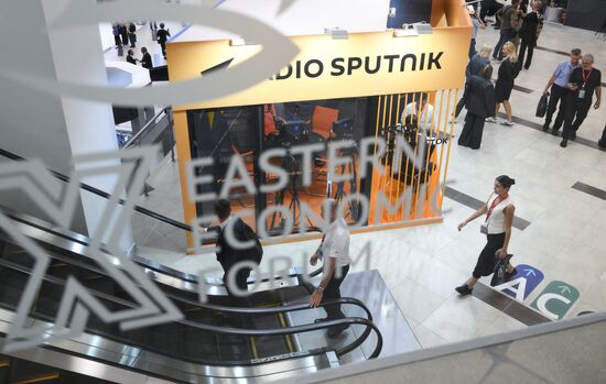 ВЭФ-2025. Стенды РИА Новости и радио Sputnik