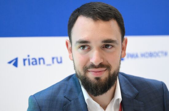 ВЭФ-2025. Стенды РИА Новости и радио Sputnik