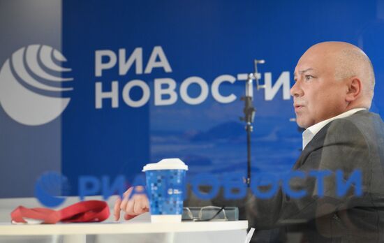 ВЭФ-2025. Стенды РИА Новости и радио Sputnik