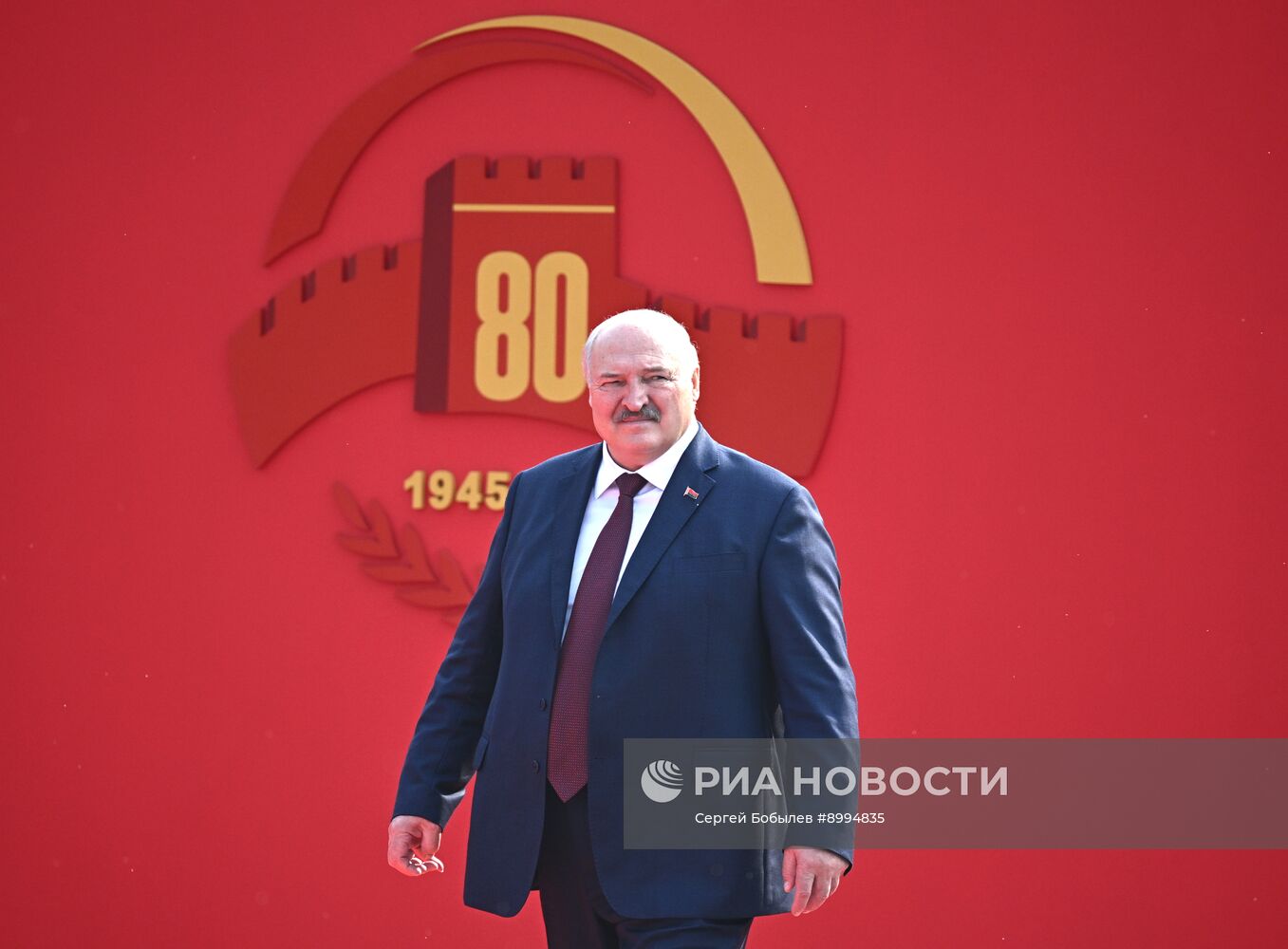 Главы иностранных делегаций перед парадом в Пекине