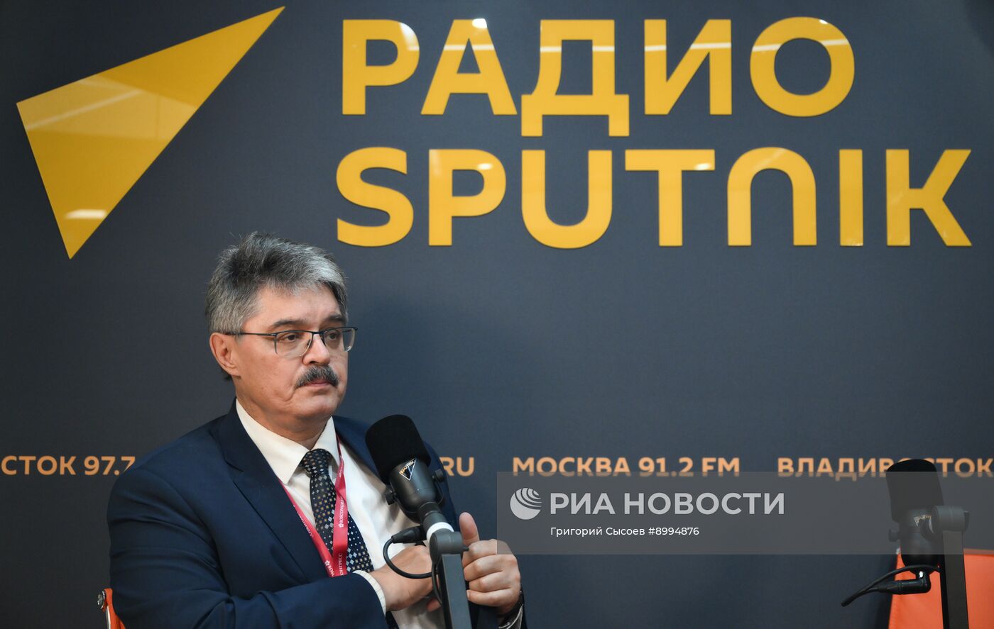 ВЭФ-2025. Стенды РИА Новости и радио Sputnik