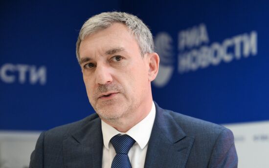 ВЭФ-2025. Стенды РИА Новости и радио Sputnik