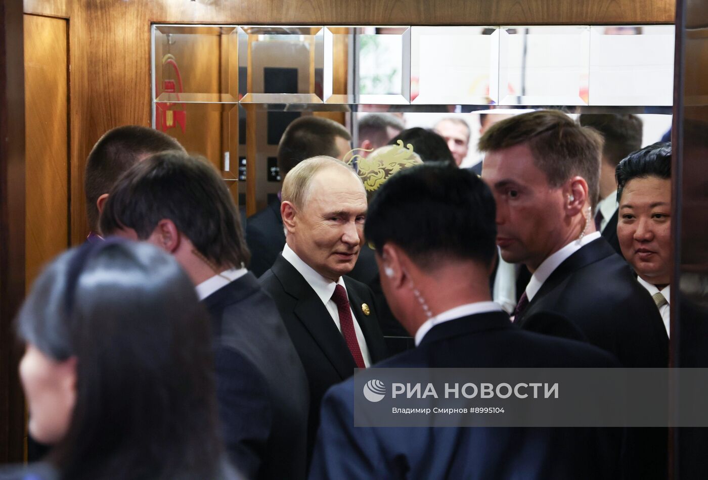 Официальный визит президента Владимира Путина в Китай