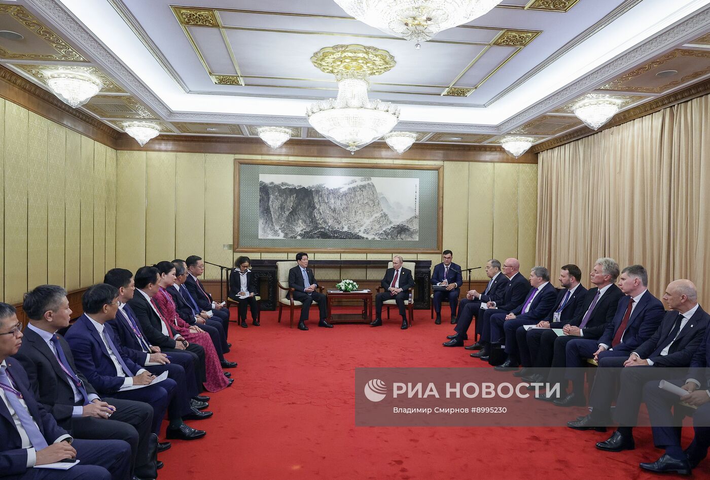 Официальный визит президента Владимира Путина в Китай