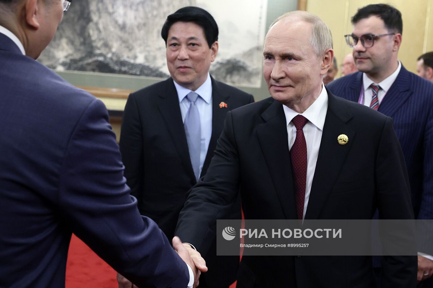 Официальный визит президента Владимира Путина в Китай