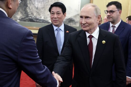 Официальный визит президента Владимира Путина в Китай