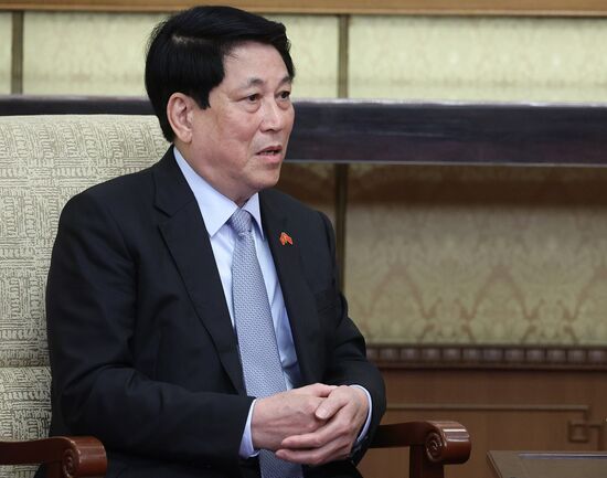 Официальный визит президента Владимира Путина в Китай