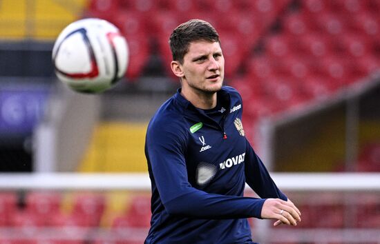 Тренировка национальной сборной России по футболу перед товарищескими матчами