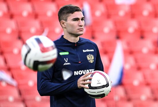 Тренировка национальной сборной России по футболу перед товарищескими матчами