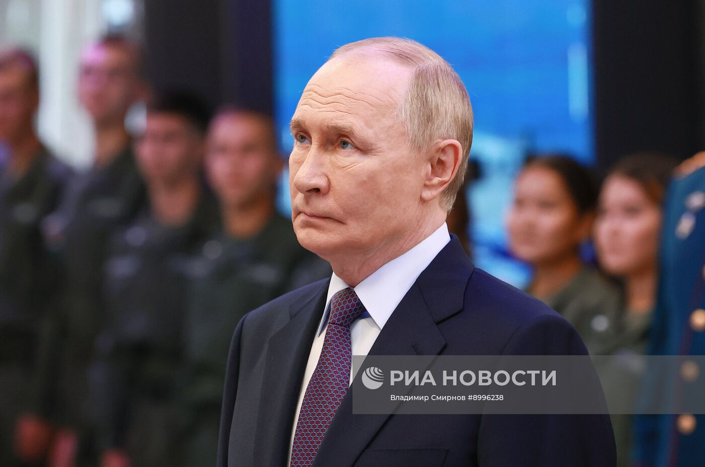 Рабочая поездка президента Владимира Путина во Владивосток