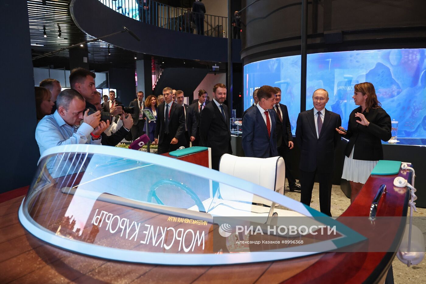 Рабочая поездка президента Владимира Путина во Владивосток