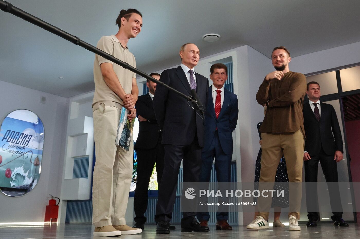 Рабочая поездка президента Владимира Путина во Владивосток