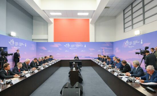 Рабочая поездка президента Владимира Путина во Владивосток