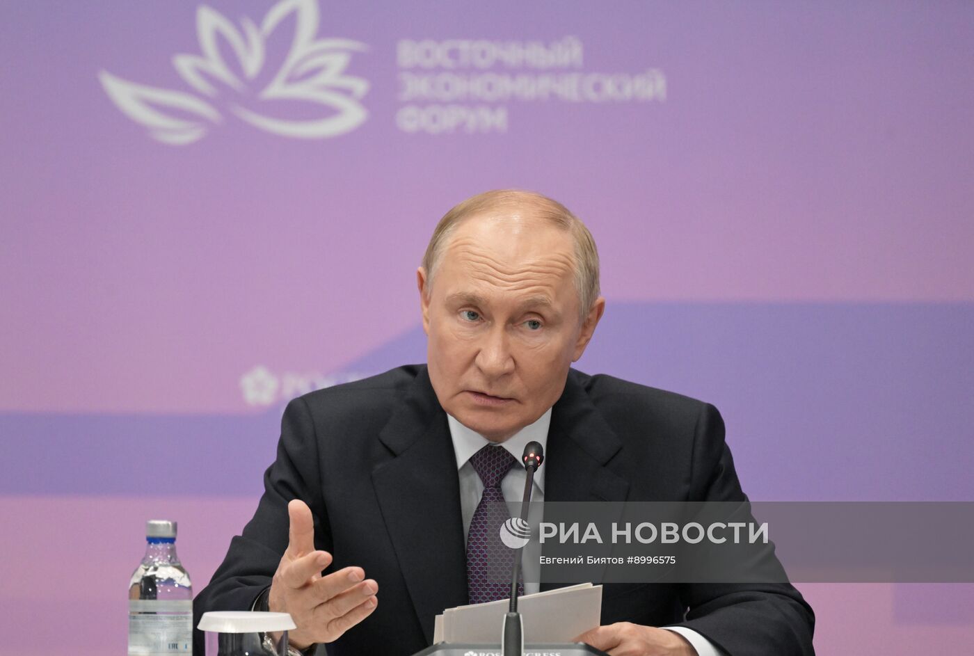 Рабочая поездка президента Владимира Путина во Владивосток