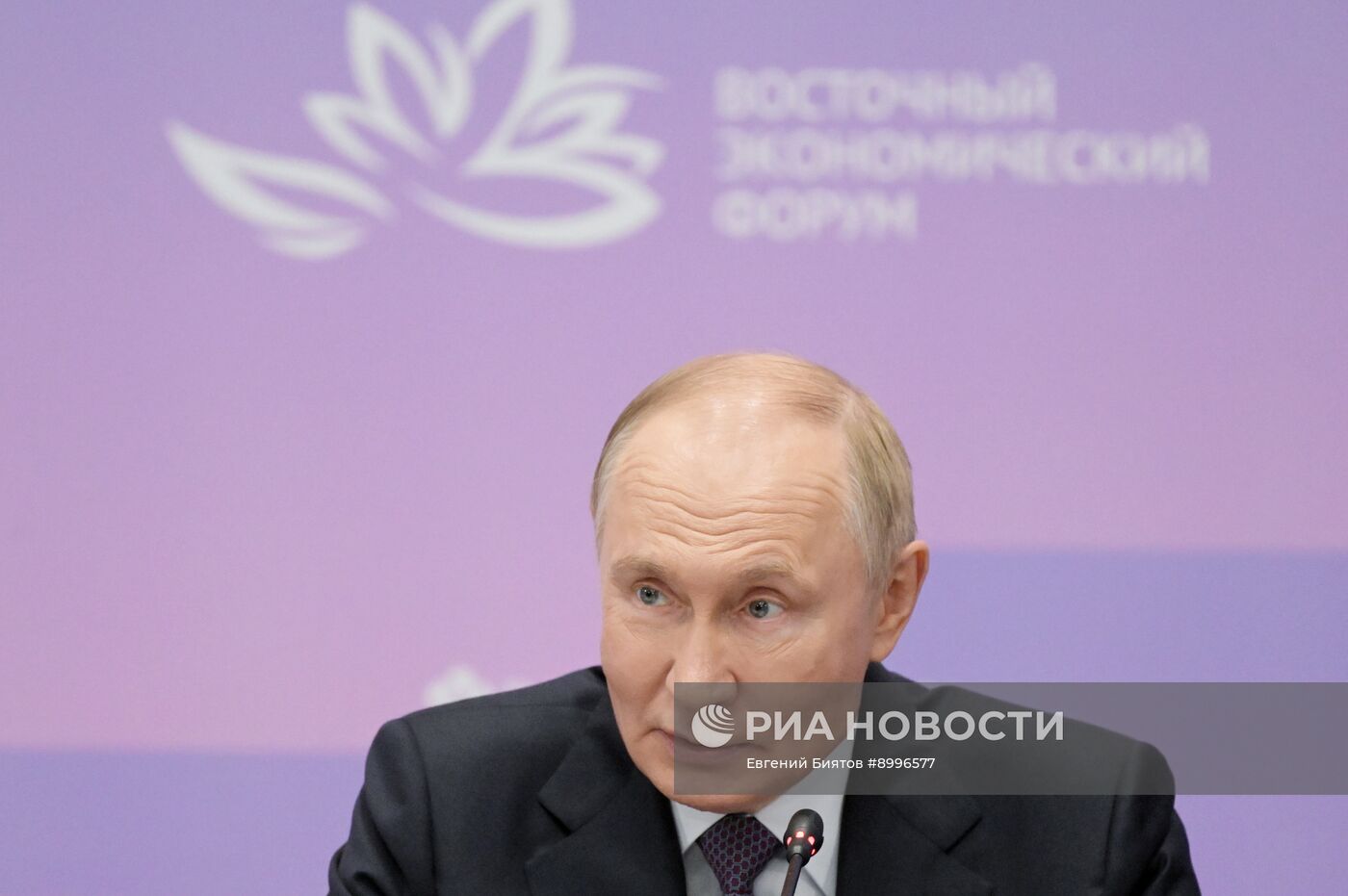 Рабочая поездка президента Владимира Путина во Владивосток