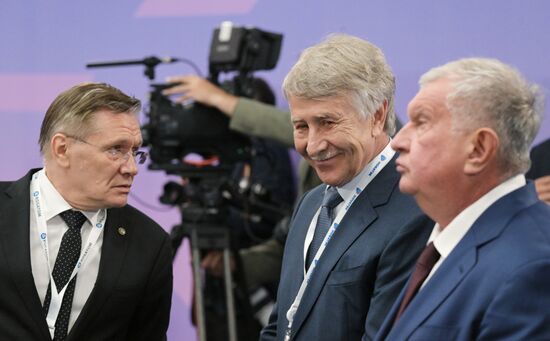 Рабочая поездка президента Владимира Путина во Владивосток