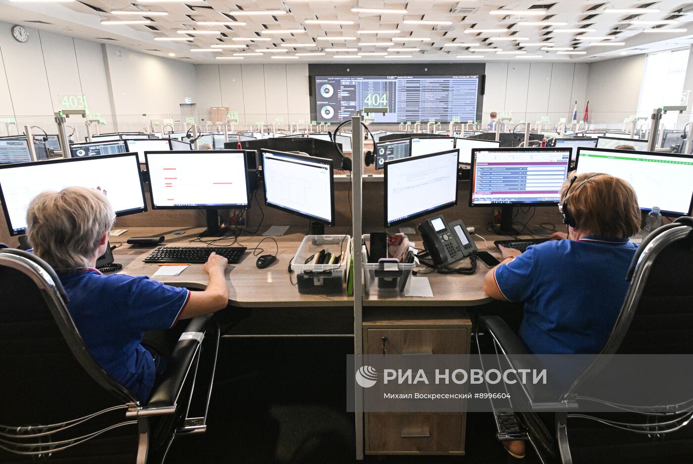 Работа центра службы "112"