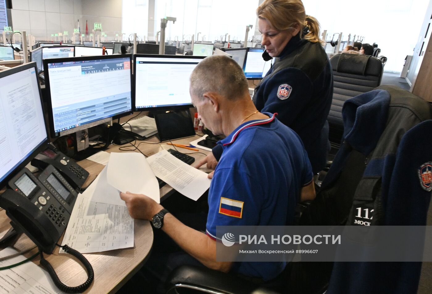 Работа центра службы "112"