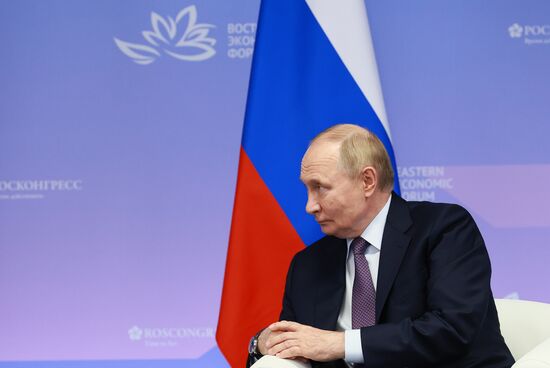 Рабочая поездка президента Владимира Путина во Владивосток