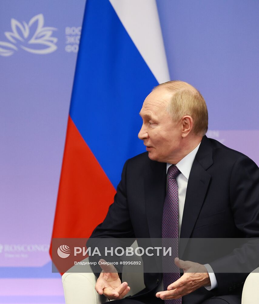 Рабочая поездка президента Владимира Путина во Владивосток