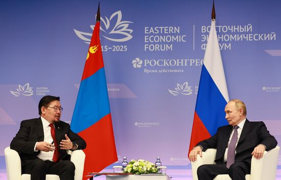 Рабочая поездка президента Владимира Путина во Владивосток