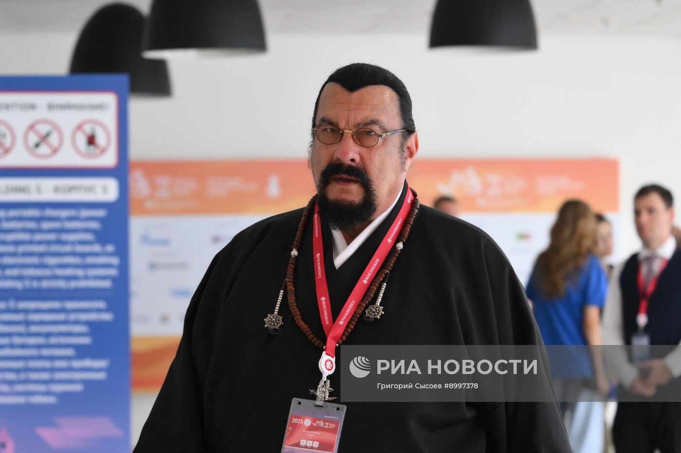 ВЭФ-2025. Гости перед пленарным заседанием