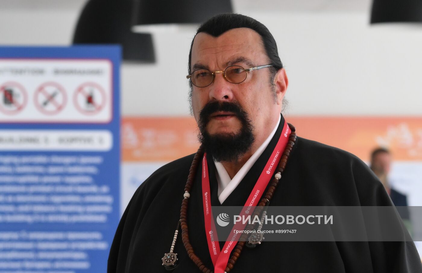 ВЭФ-2025. Гости перед пленарным заседанием