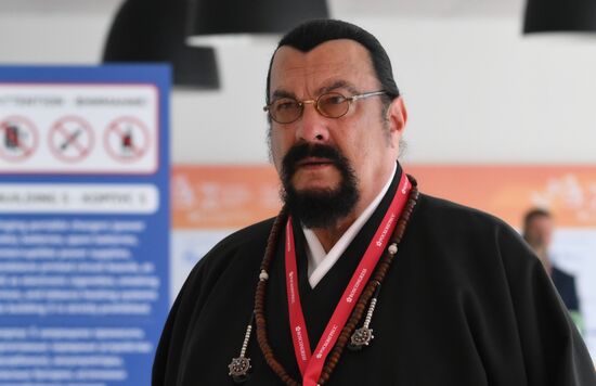 ВЭФ-2025. Гости перед пленарным заседанием