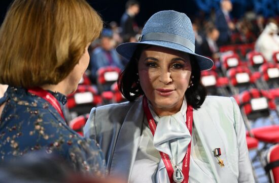 ВЭФ-2025. Гости перед пленарным заседанием