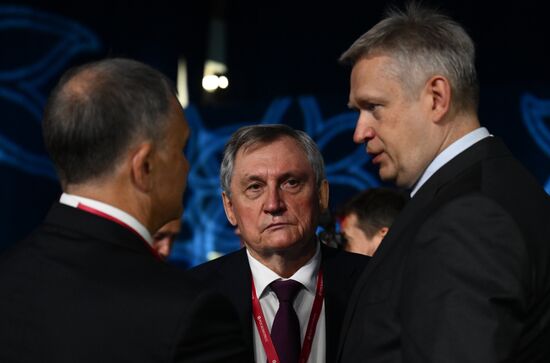 ВЭФ-2025. Гости перед пленарным заседанием