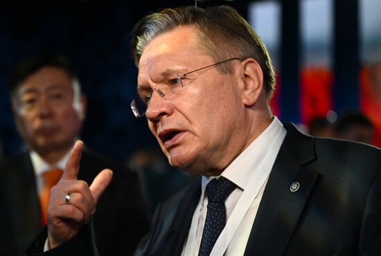 ВЭФ-2025. Гости перед пленарным заседанием