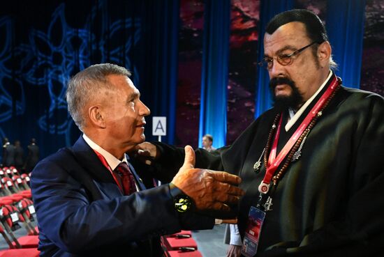 ВЭФ-2025. Гости перед пленарным заседанием