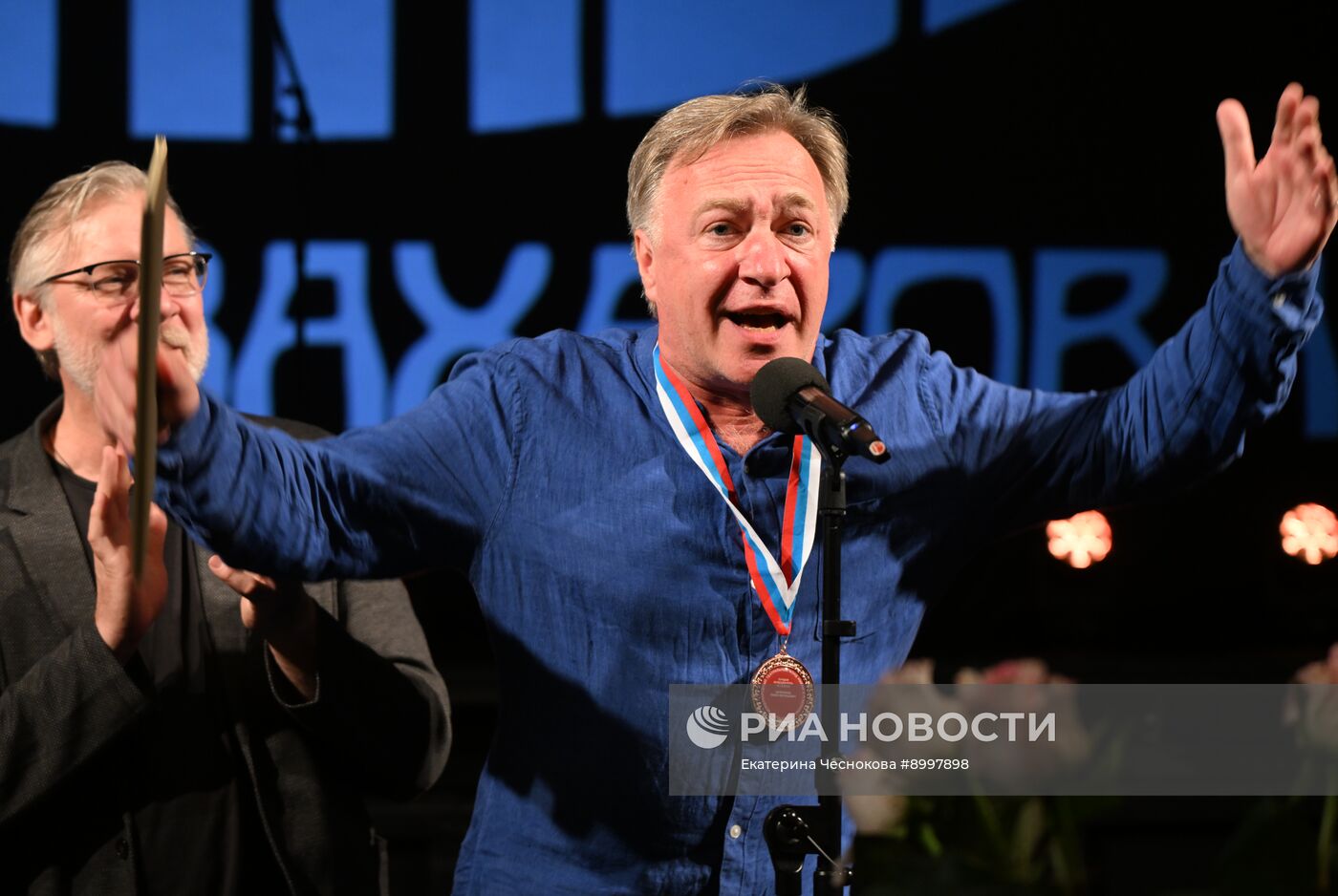 Сбор труппы театра "Ленком Марка Захарова"