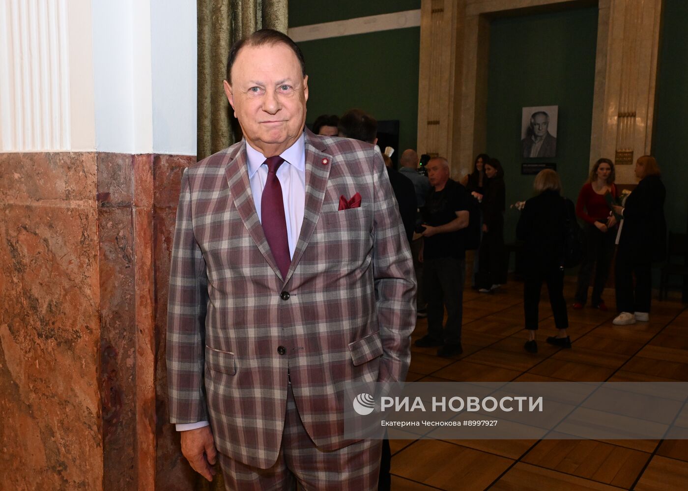 Сбор труппы театра "Ленком Марка Захарова"