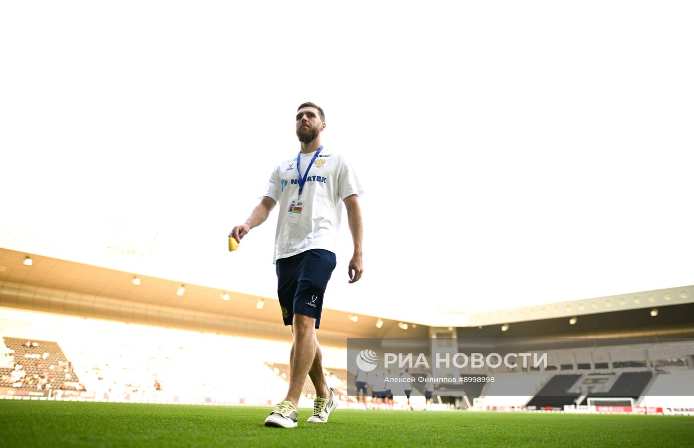 Футбол. Товарищеский матч. Катар - Россия