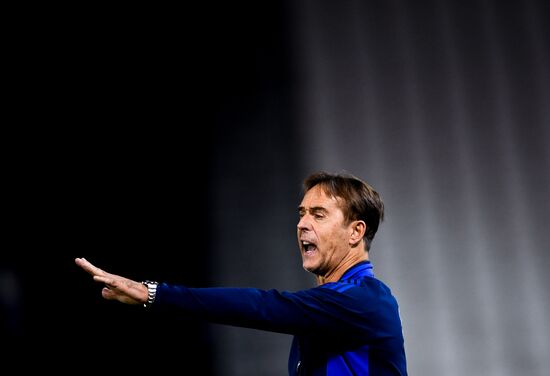 Футбол. Товарищеский матч. Катар - Россия