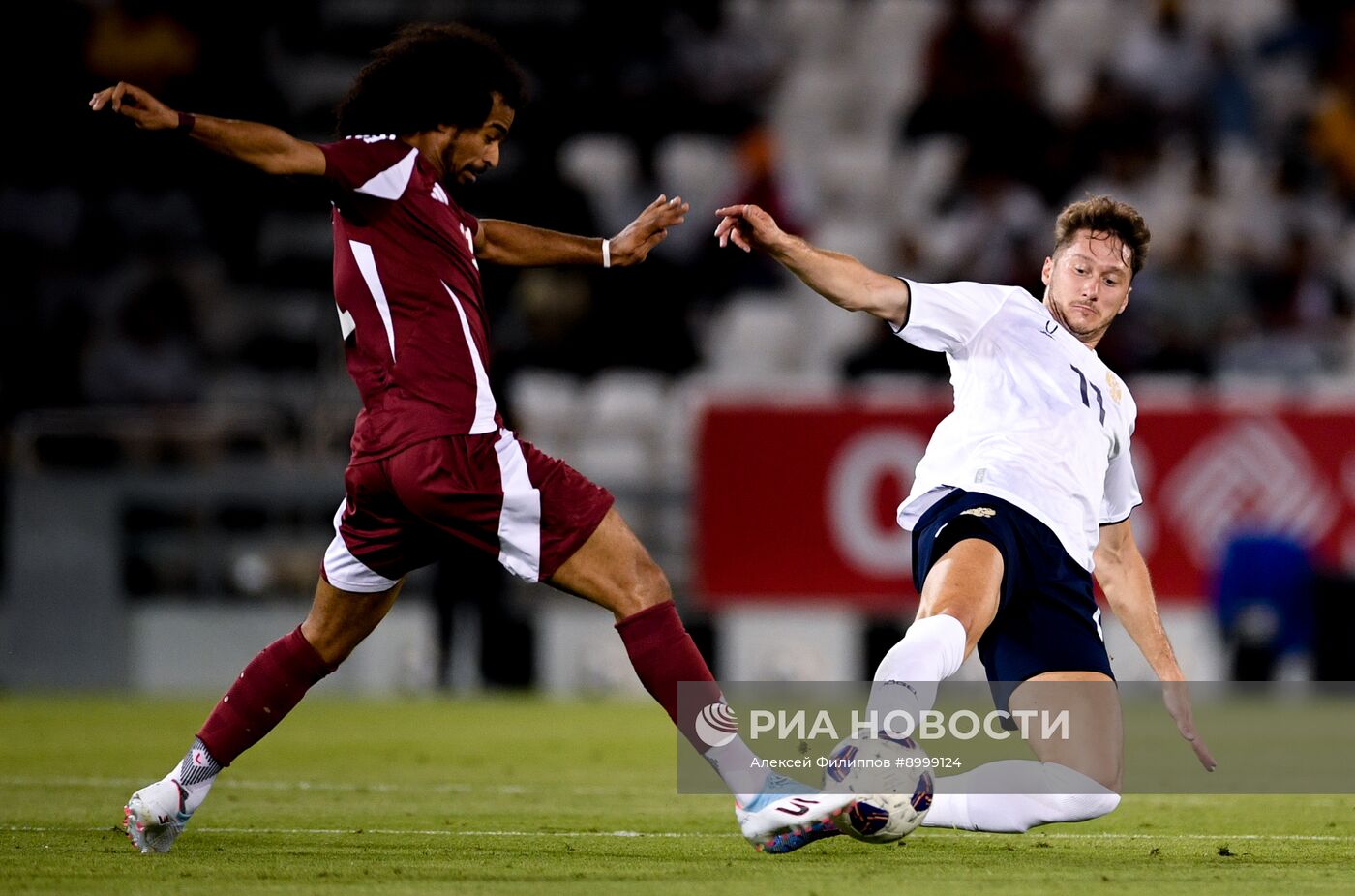 Футбол. Товарищеский матч. Катар - Россия