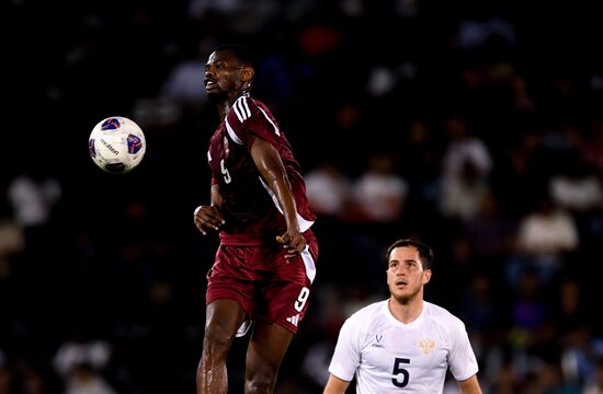 Футбол. Товарищеский матч. Катар - Россия