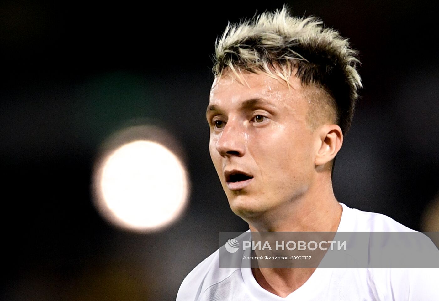 Футбол. Товарищеский матч. Катар - Россия