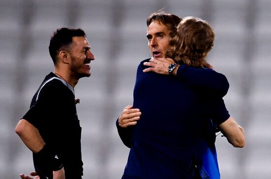 Футбол. Товарищеский матч. Катар - Россия