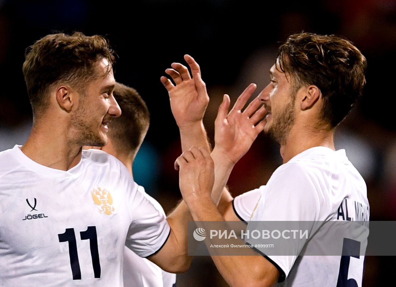 Футбол. Товарищеский матч. Катар - Россия