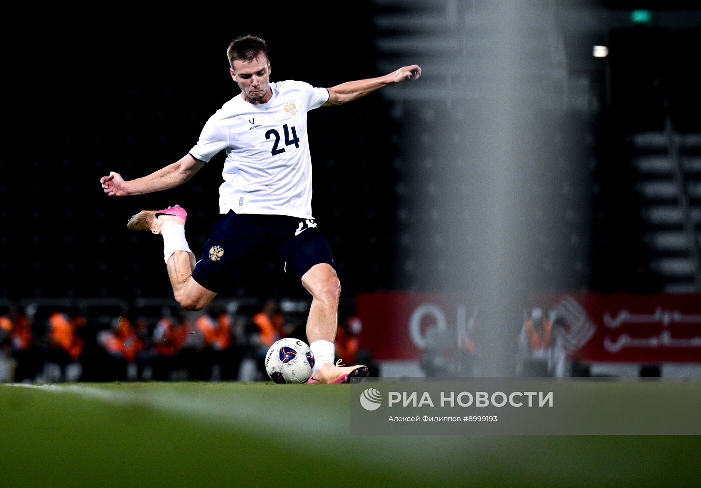 Футбол. Товарищеский матч. Катар - Россия