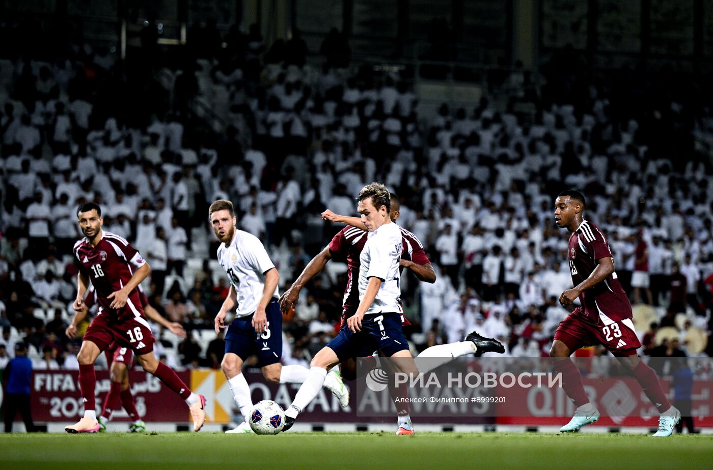 Футбол. Товарищеский матч. Катар - Россия