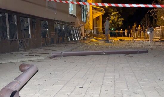 Последствия ударов ВСУ по Калининскому району Донецка