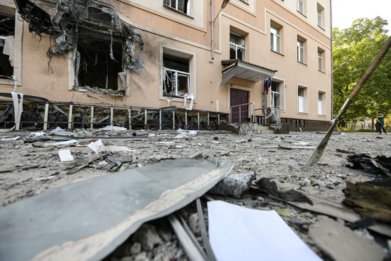 Последствия ударов ВСУ по Калининскому району Донецка
