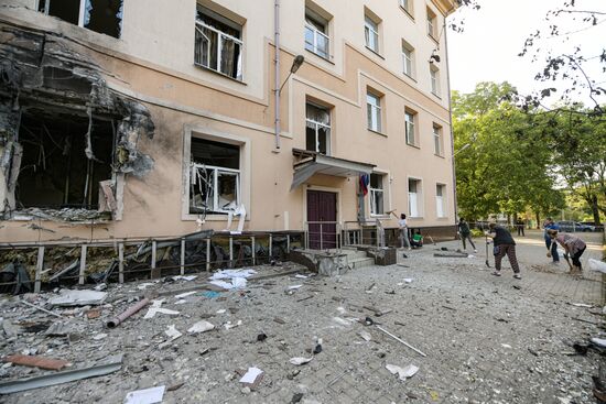 Последствия ударов ВСУ по Калининскому району Донецка